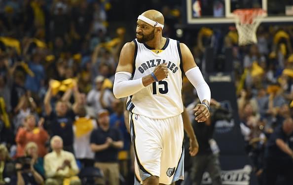 里的中场更 里的中场更