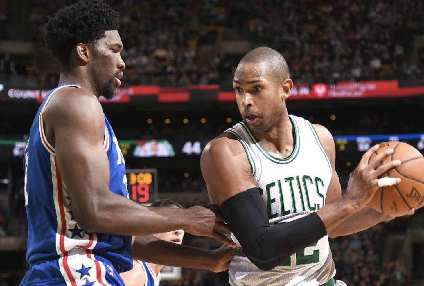 多名球员的 多名球员的